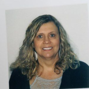 Meet your Posher, Sandi